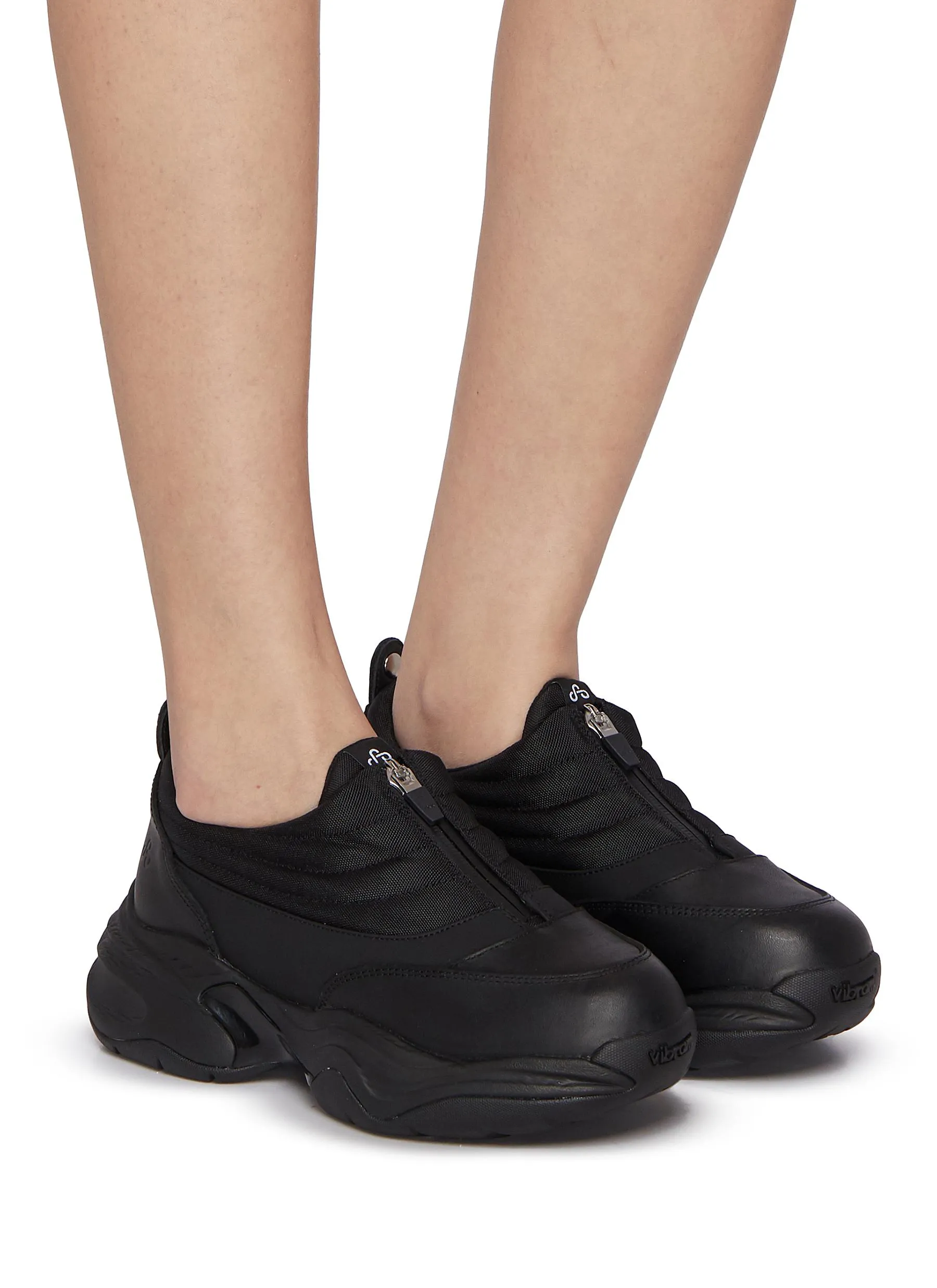 -----------OAO  ---- ------------ ----Fountain Slip On Sneakers --